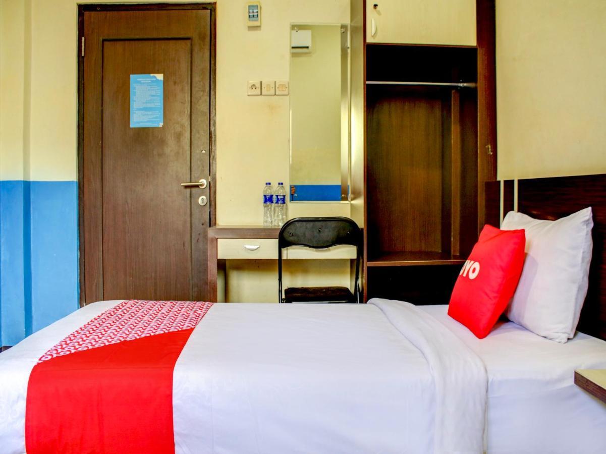 Oyo 90162 Remboelan Guest House Sungai Lutus Экстерьер фото