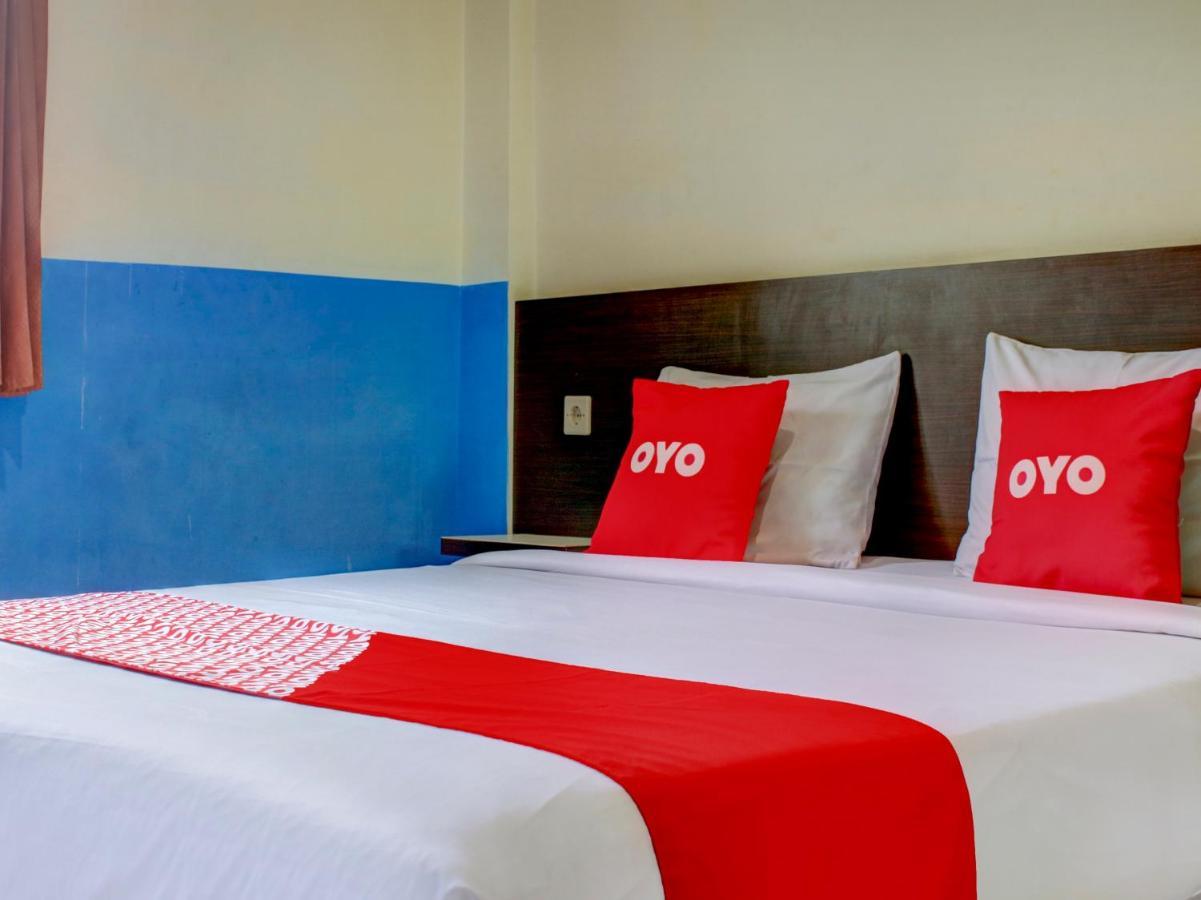 Oyo 90162 Remboelan Guest House Sungai Lutus Экстерьер фото