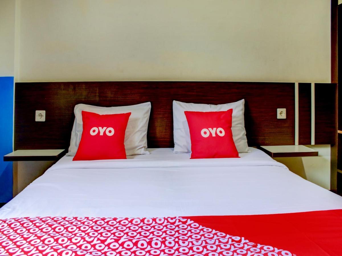 Oyo 90162 Remboelan Guest House Sungai Lutus Экстерьер фото